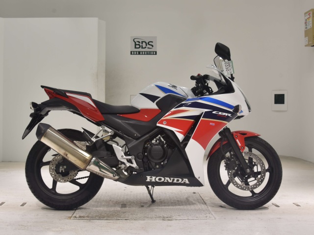 Honda CBR250R 2016