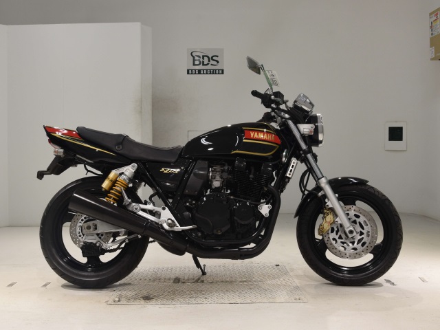 Yamaha XJR400 1996
