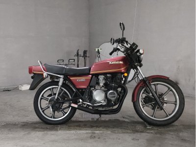 Kawasaki KZ550 2024