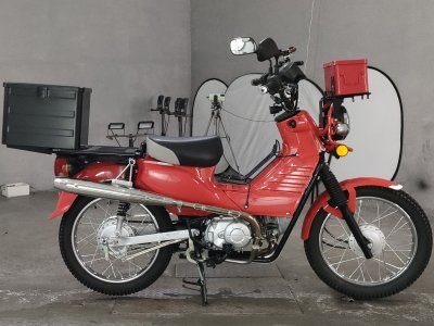 Honda CC110 CROSSCUB 2016