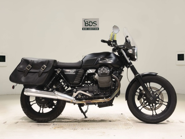 Moto Guzzi V7 STONE 2013