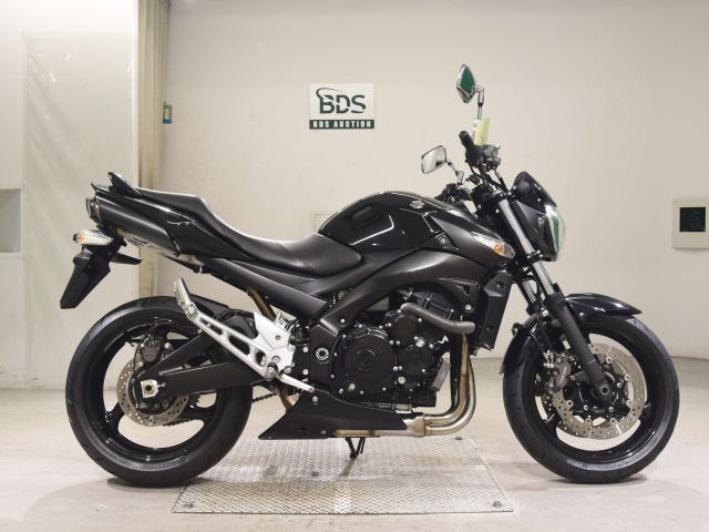 Suzuki GSR400A 2017