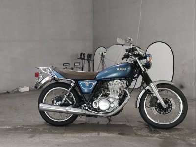 Yamaha SR400 2019