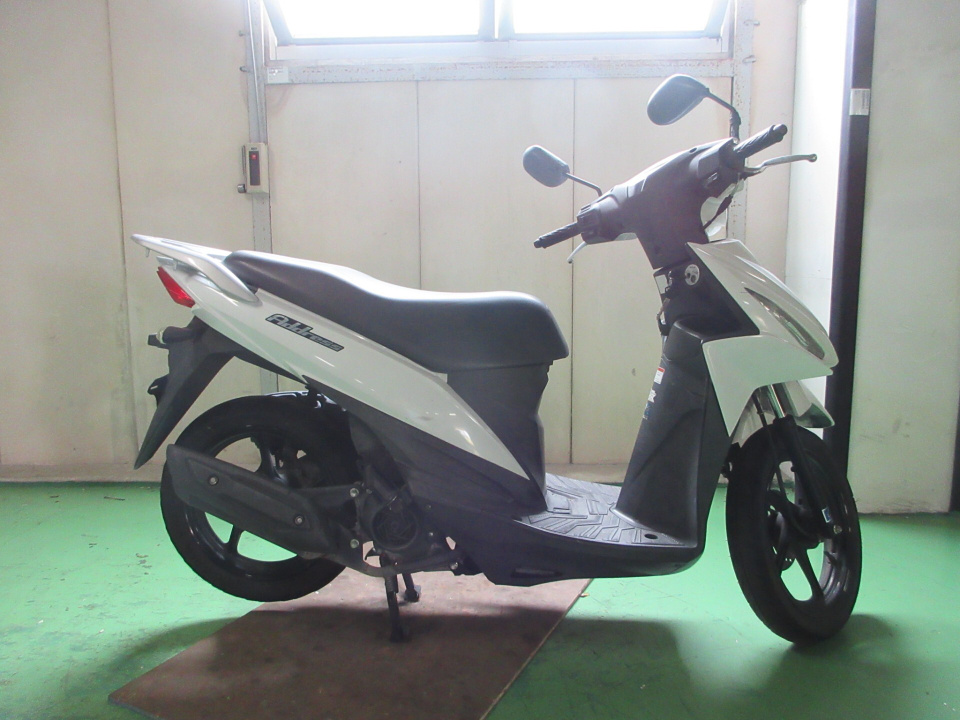 Suzuki ADDRESS V110