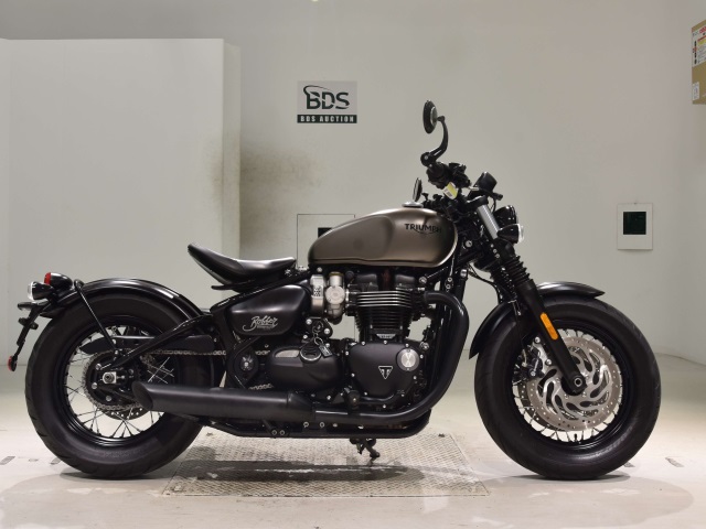 Triumph BONNEVILLE BOBBER 2021