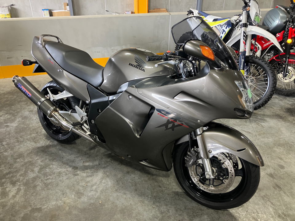 Honda CBR1100XX BLACKBIRD 1997