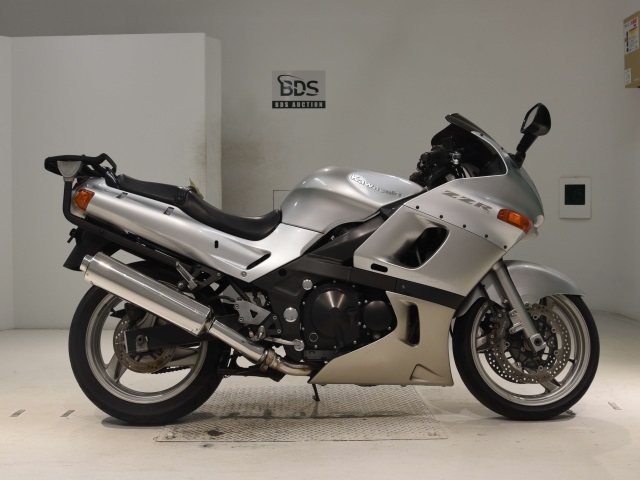 Kawasaki ZZ-R400 2005