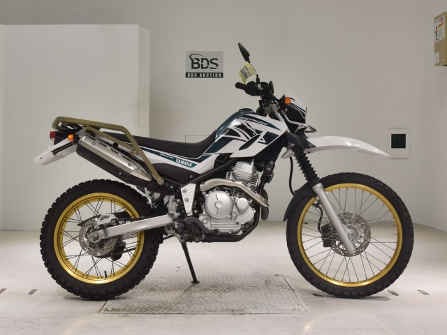 Yamaha SEROW XT250 2017