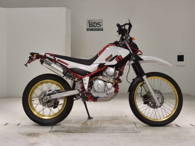 Yamaha SEROW XT250 2020