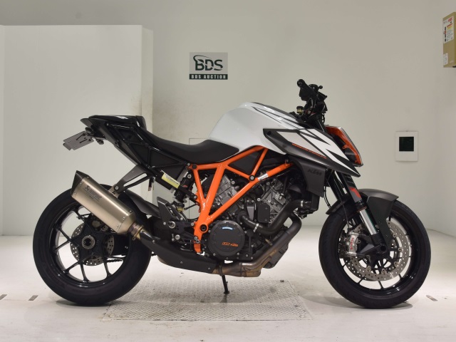 KTM 1290 SUPERDUKE R 2020