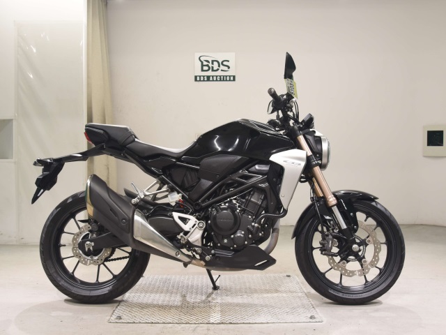 Honda CB250RA 2019