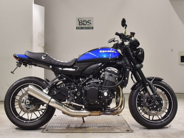 Kawasaki Z900RS 2024