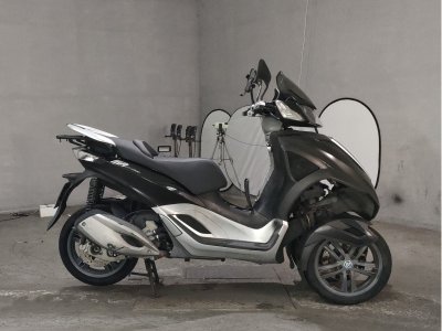 Piaggio MP3 YOURBAN 300 2012