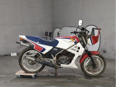 Honda MVX250F 1983