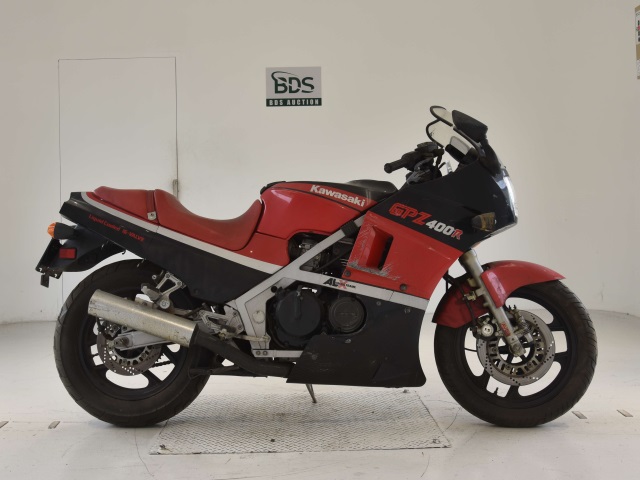 Kawasaki GPZ400R 1986