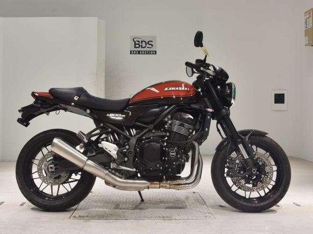 Kawasaki Z900RS CAFE 2021