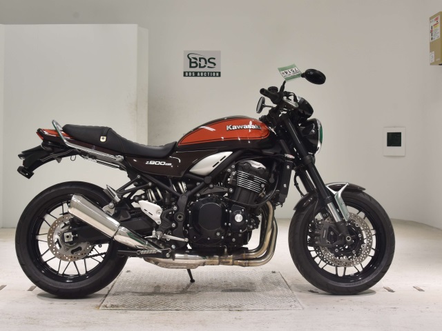 Kawasaki Z900RS CAFE 2021