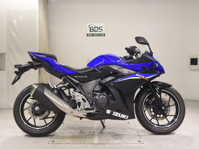 Suzuki GSX250RA 2022