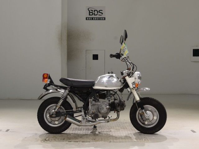 Honda MONKEY 1975