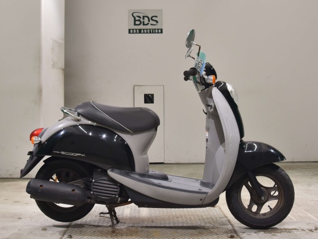 Honda SCOOPY50 2005