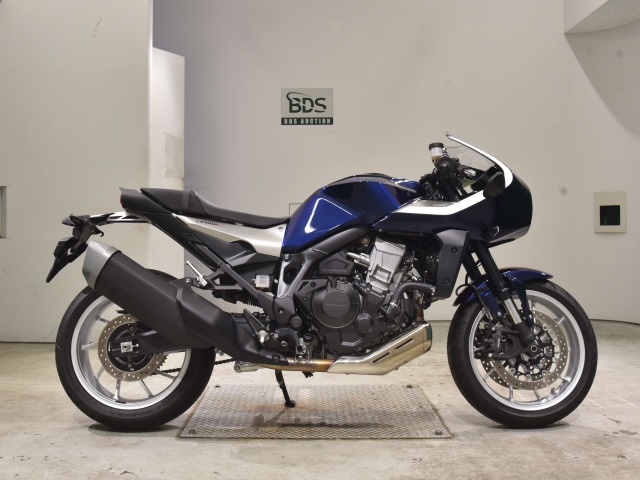 Honda HAWK11 2022