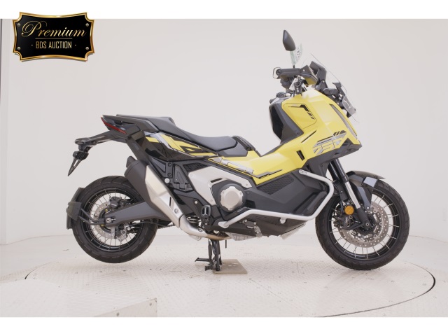 Honda X-ADV750 2024