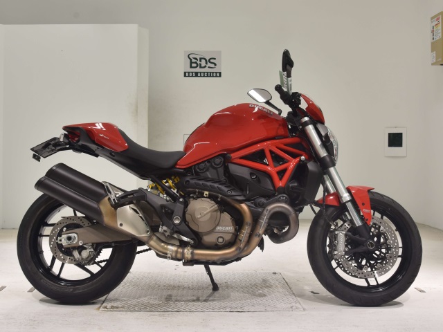 Ducati MONSTER 821 2015