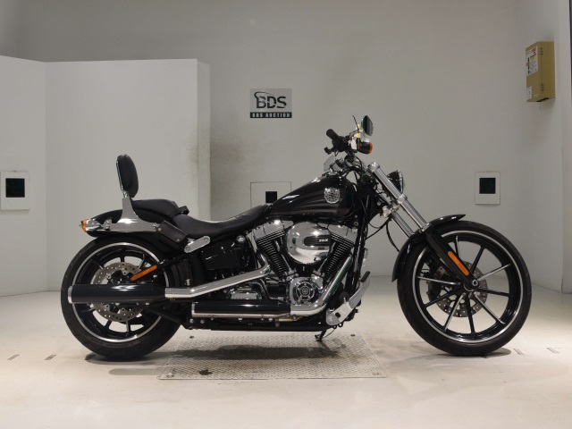 HD BREAKOUT FXSB1690 2016