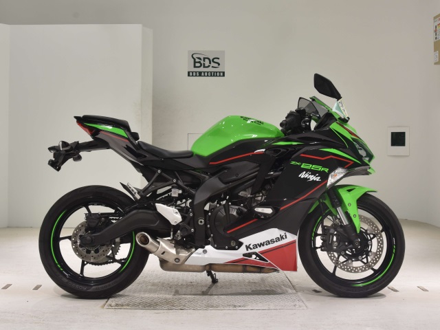 Kawasaki NINJA ZX-25R 2022