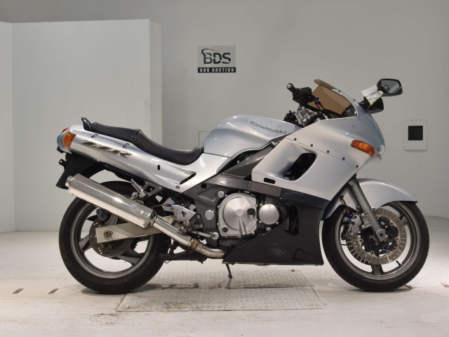 Kawasaki ZZ-R400 2004