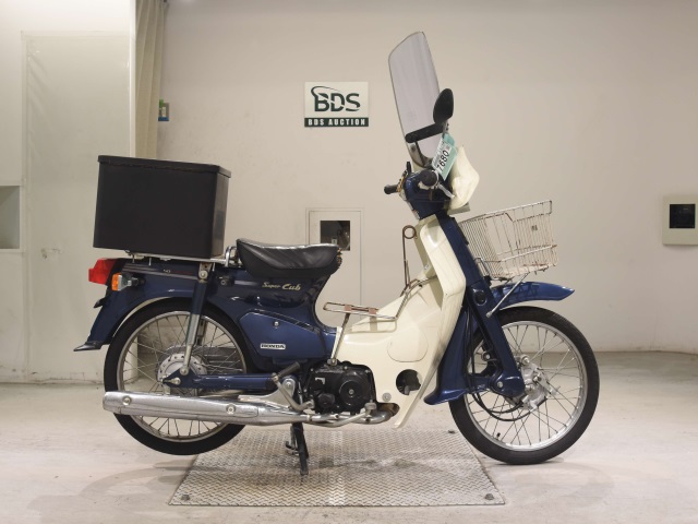 Honda C50 2008