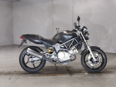 Honda VTR250 2005