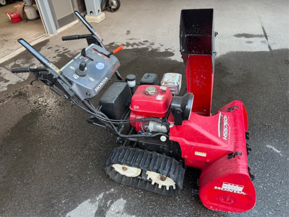 Honda SNOWBLOWER MACHINE