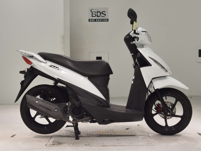 Suzuki ADDRESS V110