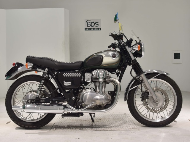 Kawasaki W800 2012