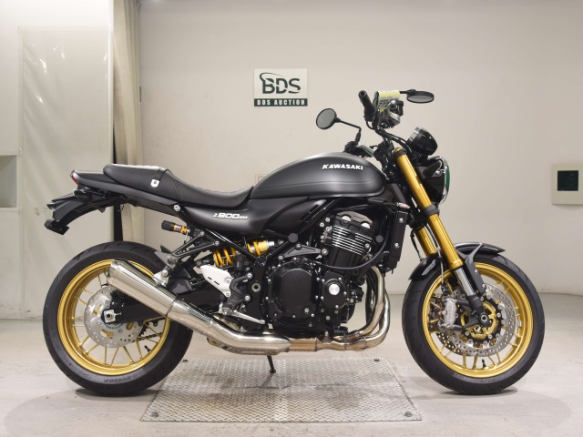 Kawasaki Z900RS SE 2025