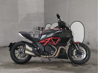 Ducati DIAVEL CARBON 2017