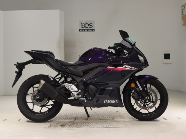 Yamaha YZF-R25A 2023
