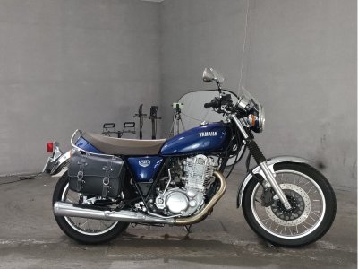 Yamaha SR400 2022