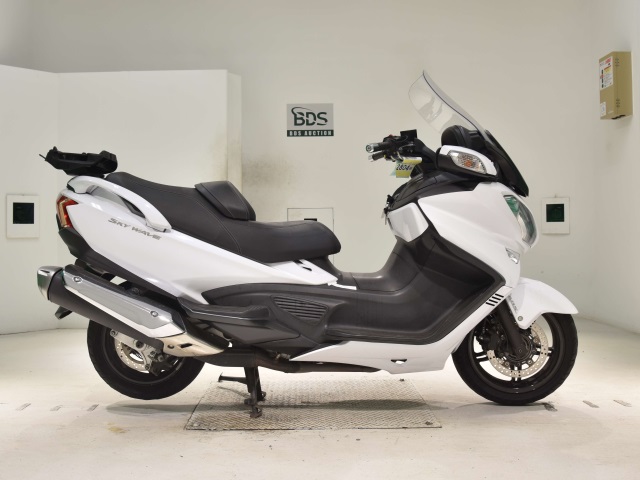 Suzuki SKYWAVE 650LX 2018