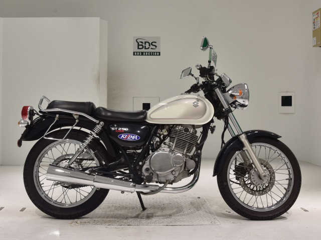 Suzuki ST250E 2014
