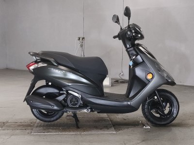 Yamaha AXIS Z 2017