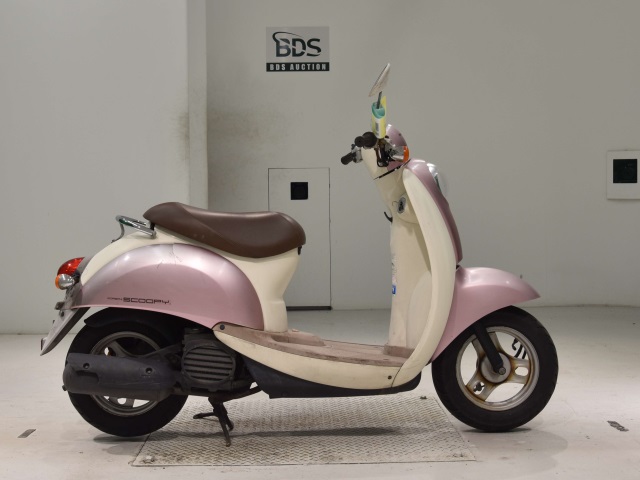 Honda SCOOPY50 2004
