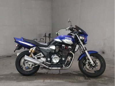 Yamaha XJR1300 2001