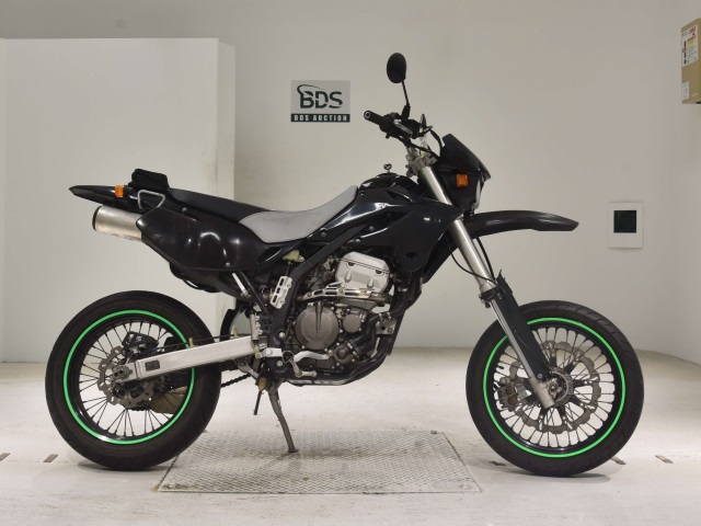 Kawasaki D-TRACKER250 2005