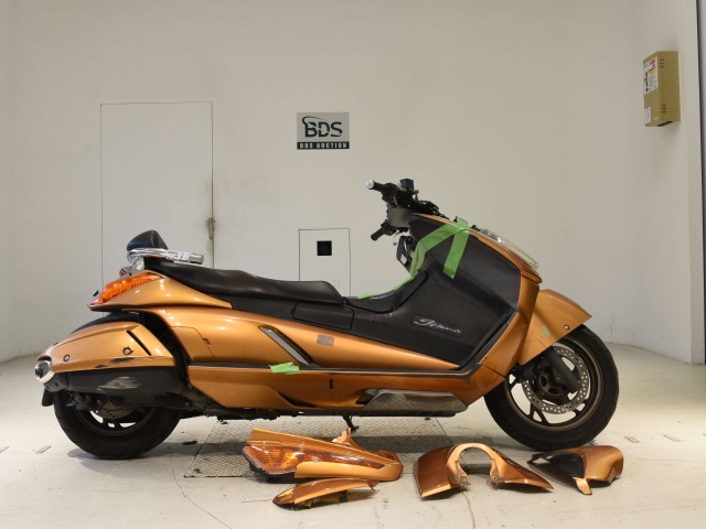 Suzuki GEMMA250