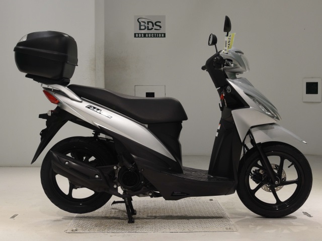 Suzuki ADDRESS V110