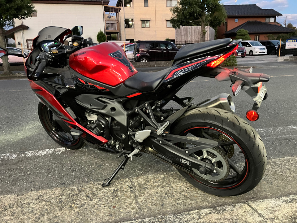 Kawasaki NINJA ZX-25R KRT 2023
