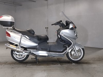 Suzuki SKYWAVE 650 2019
