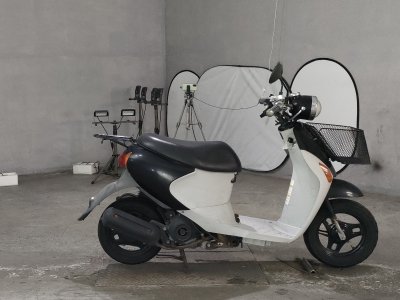 Suzuki LETS4